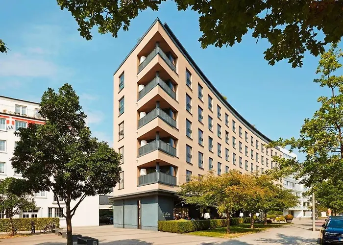 The George Hotel