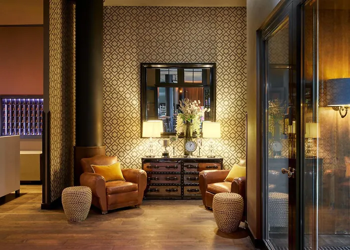 The George Hotel