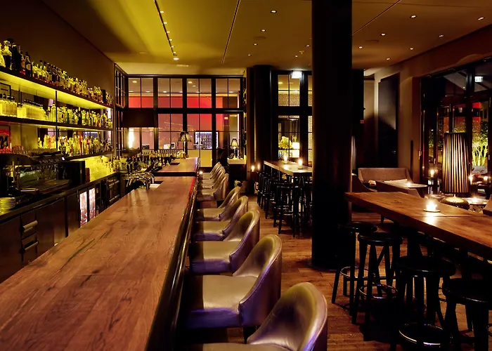 The George 4*